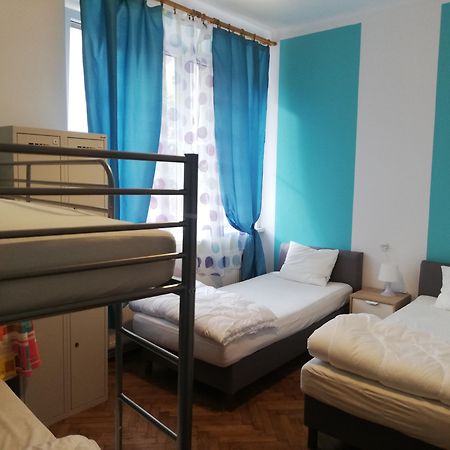 Lorf Hostel&Apartments Krakkó Kültér fotó