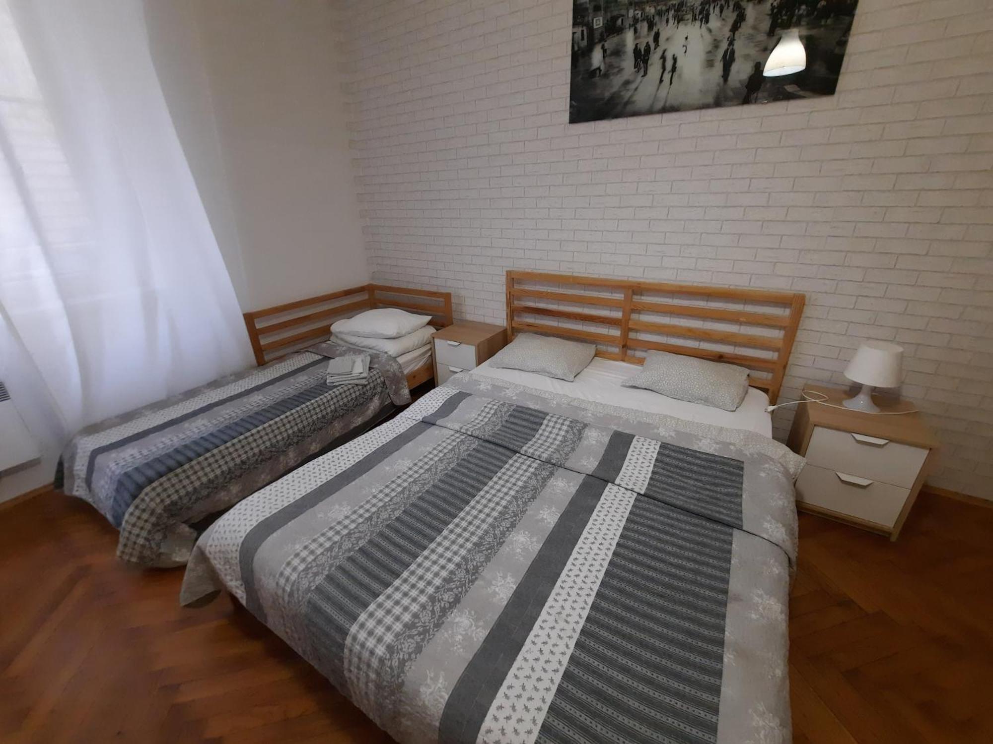 Lorf Hostel&Apartments Krakkó Kültér fotó
