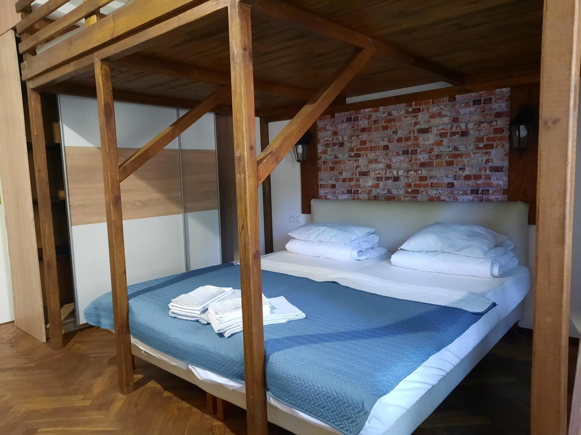 Lorf Hostel&Apartments Krakkó Kültér fotó